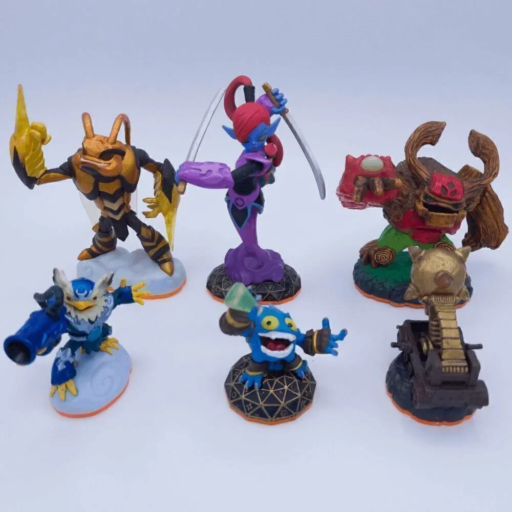 Xbox 360 Skylanders Giants, with the portal controller, 12 figures, and 1 magic